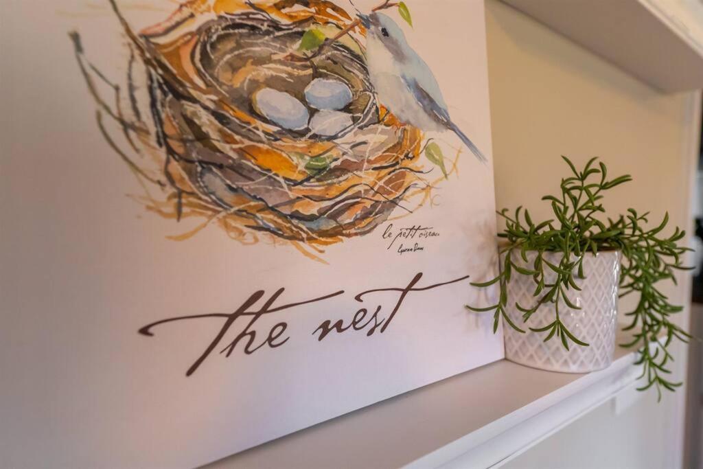 The Cardinal Nest A Cozy Cottage On Main St Saint Charles Exterior foto